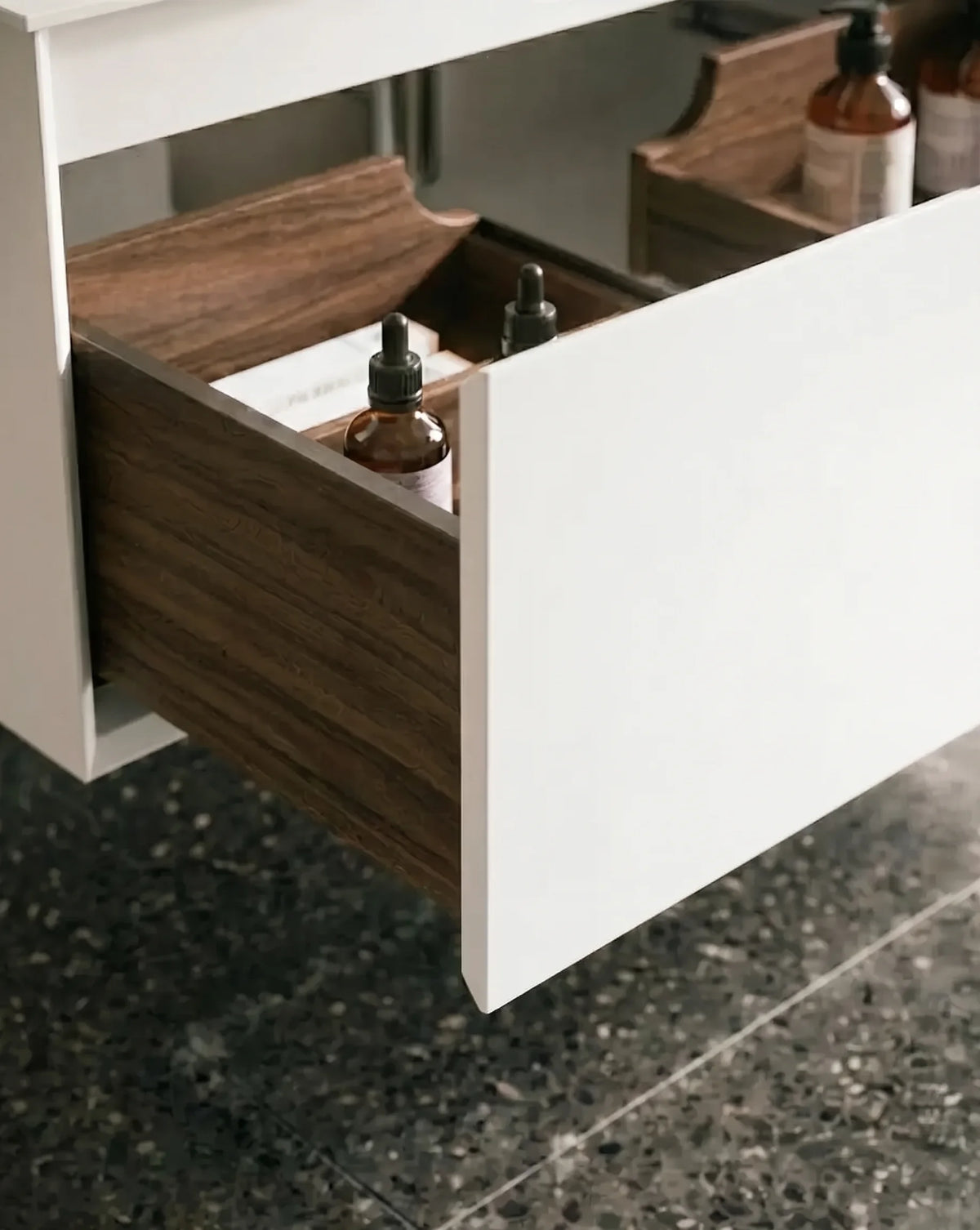 Meuble laque, 140cm avec plan double vasque intégrée, Bellea