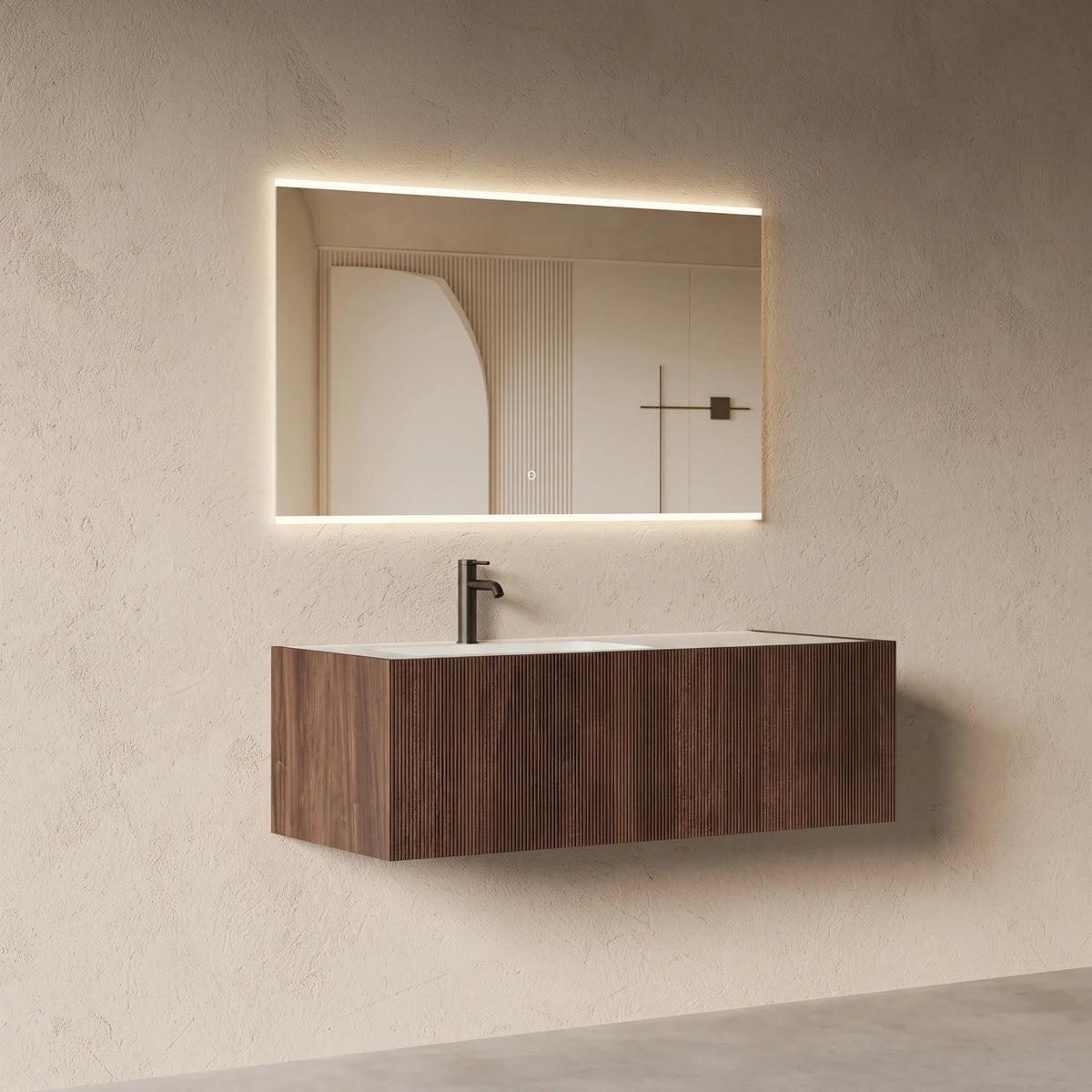 Meuble vasque suspendu Lorel 120 cm – Bois cannelé noyer et résine blanc mat